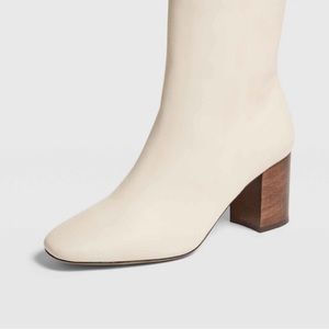ISO Club Monaco Payton bootie in Vanille sz 39